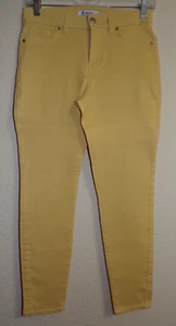 D. JEANS Pale Yellow Classic 5-Pocket Design Jeans - Size 4 - Picture 1 of 6