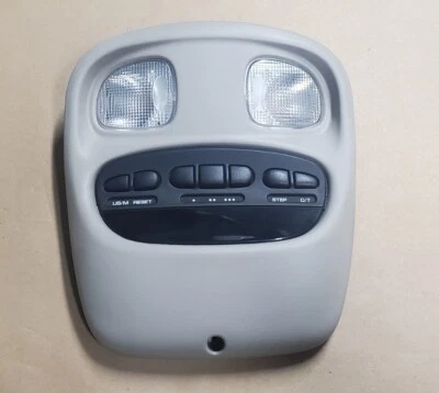 2001 年 2002 年克莱斯勒 Concorde Intrepid 300 米头顶控制台地图圆顶灯原始设备制造商 — 第 1/3 张图片