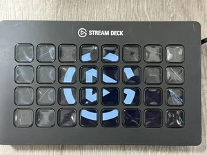 Superficie de control de 32 teclas Elgato Stream Deck XL PANTALLA AGRIETADA COMPLETAMENTE FU (A1D027337) - Imagen 1 de 10