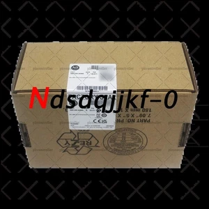 100 % neuer Allen-Bradley 2080-L50E-24QBB Micro850 24 E/A EtherNet/IP Controller - Bild 1 von 5