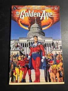 The Golden Age TPB Robinson George Pérez 1997 ottime condizioni/nm - Foto 1 di 2