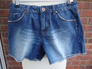LADIES WOMENS CHEROKEE DENIM SHORTS BLUE SIZE 10 FRAYED HEM HOLIDAY CASUAL - Picture 1 of 6
