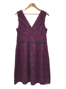 Ann Taylor pflaumenfarbenes Spitzenkleid mit schwarzem Besatz Gr. 10 - Bild 1 von 4