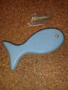 6 Stk Möbelgriff Blau "Fisch" Holz grün Echtholz incl. Schrauben - Bild 1 von 5