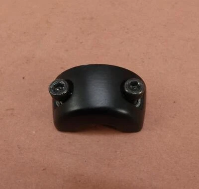 Suporte de cilindro mestre dianteiro Victory MAGNUM 2016-2017 - Imagem 1 de 4