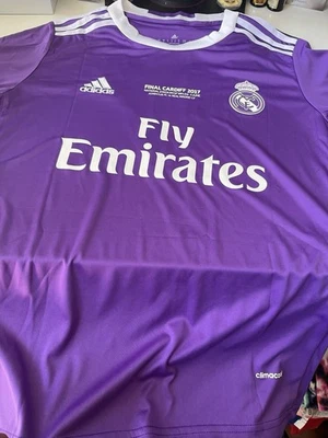 Real Madrid Purple Ronaldo 7 Fan Version Size  Small To 2xL - Image 1 of 4