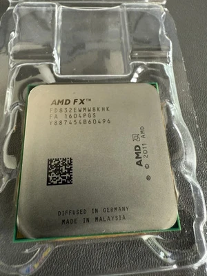 AMD FX-8320 Octa-Core CPU FD832EWMW8KHK 3.5GHz-4.0GHz 125W AM3+ 8-core Processor - Image 1 of 2