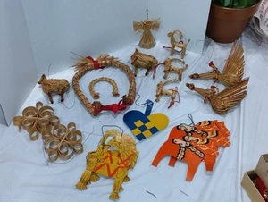 Vtg Lot 20 SWEDISH Culture Ornaments STRAW RATAN CUT-OUTS YULE GOAT DALA HORSE - Picture 1 of 6