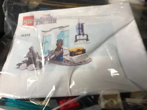 LEGO Super Heroes: Shuri's Lab (76212) - Picture 1 of 2