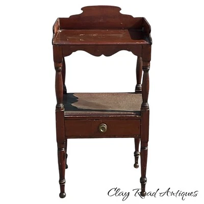 Antigua mesa de noche country sheraton años 1820 federal país primitivo Foto 1 de 4