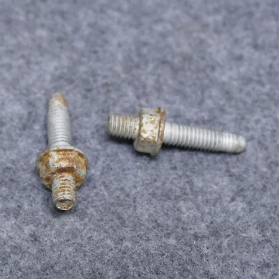 2004-2007 Ford Freestar 3.9 (2) parafusos de suporte de ligação do acelerador fabricante de equipamento original O979 - Imagem 1 de 3