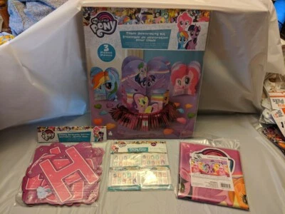  Juegos de suministros para fiesta de cumpleaños My Little Pony, The Secret Life of Pets Foto 1 de 2