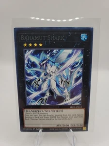 Mega Festungswal Ultra Rare + Citadel Whale Common + 1. N/ Mint Yugioh Set - Bild 1 von 2