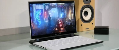 Alienware M15 R3 Intel Core 10th Gen. i9-10980HK GeForce RTX2080 8GB DDR6 - READ - Image 1 of 2