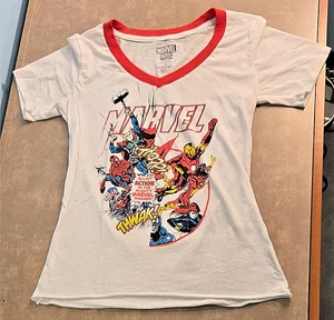 SOFT Marvel Comics White Short Sleeve Women's Medium Tee w/ Classic Superheroes - Picture 1 of 8