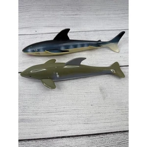 Vintage 1997/1999 Safari Ltd Shark & Neptune Shark Diving Pool Toy Figures - Picture 1 of 5