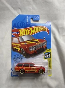 2020 Hot Wheels Datsun Bluebird Wagon 510 Red Momo - Bild 1 von 2