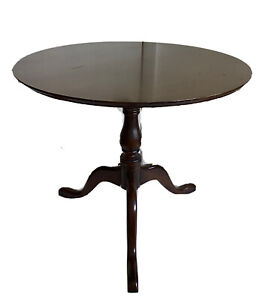 HARDEN Queen Anne Mahogany Wood Round Pedestal Tea Table