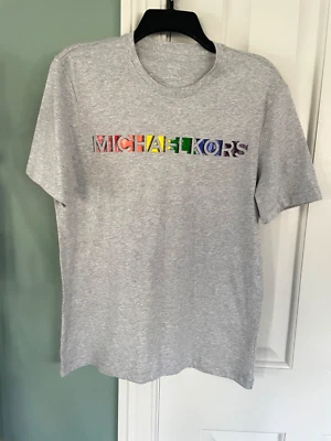 Camiseta Michael Kors Multicolor Estampado Logo Arco Iris S/P NUEVA CON ETIQUETAS Foto 1 de 4