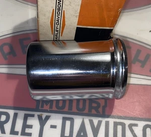 Harley Aermacchi M50 M65 M50S M65S Rapido NOS  shock lower COVER 54703-65P - Bild 1 von 4