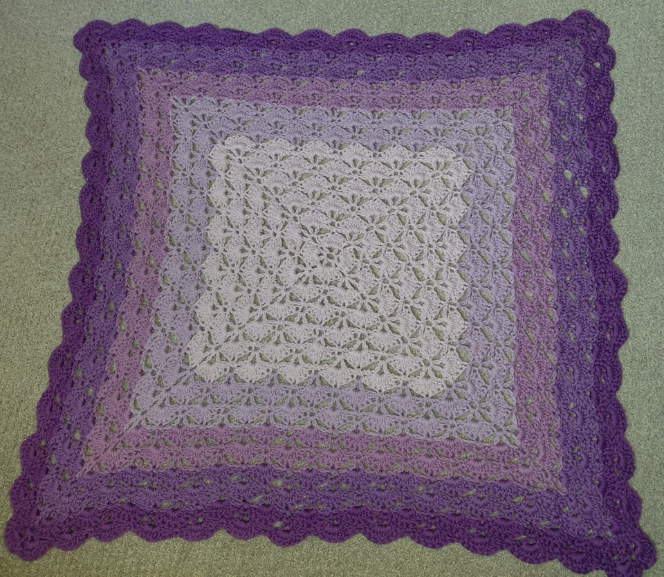 Manta Bebé Crochet Afghan Granny Cuadrada 31"x31" Púrpura Lila Ombre 100% Algodón Foto 1 de 2