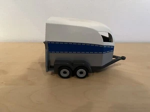 Playmobil Polizei Pferdeanhänger Heckklappe fehlt (107) - Bild 1 von 2