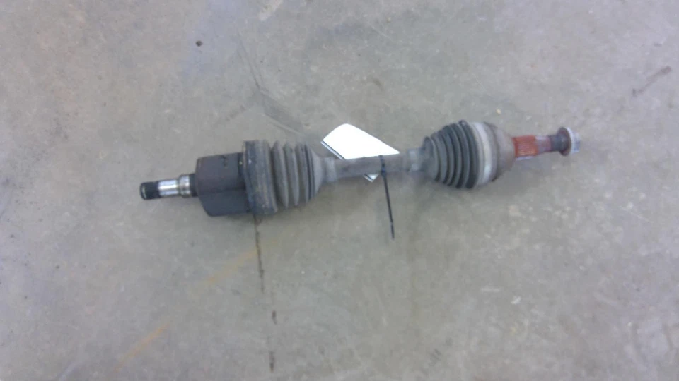 Used Front Right Drive Axle Shaft fits: 1996 Oldsmobile Eighty eight Front Axle - Image 1 of 4