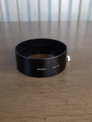 Nikon HK-11 Lens Hood Shade for AI-S 35-105mm f3.5-4.5 MINT  - Image 1 of 4