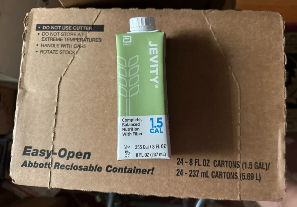Estuches Jevity 1.5 Cal 8oz sin abrir; 24 unidades, sellados y larga fecha de caducidad 26/06 Foto 1 de 1