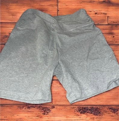 PINK Victoria’s Secret Women’s XL  Gray 6" Biker Shorts Cotton Twist V- Front - Image 1 of 4