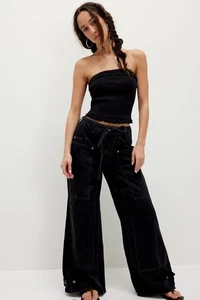 Free People CRVY Outlaw Wide Leg Jeans Distress Pockets Belt Black Jasper XS NWT - Picture 1 of 6
