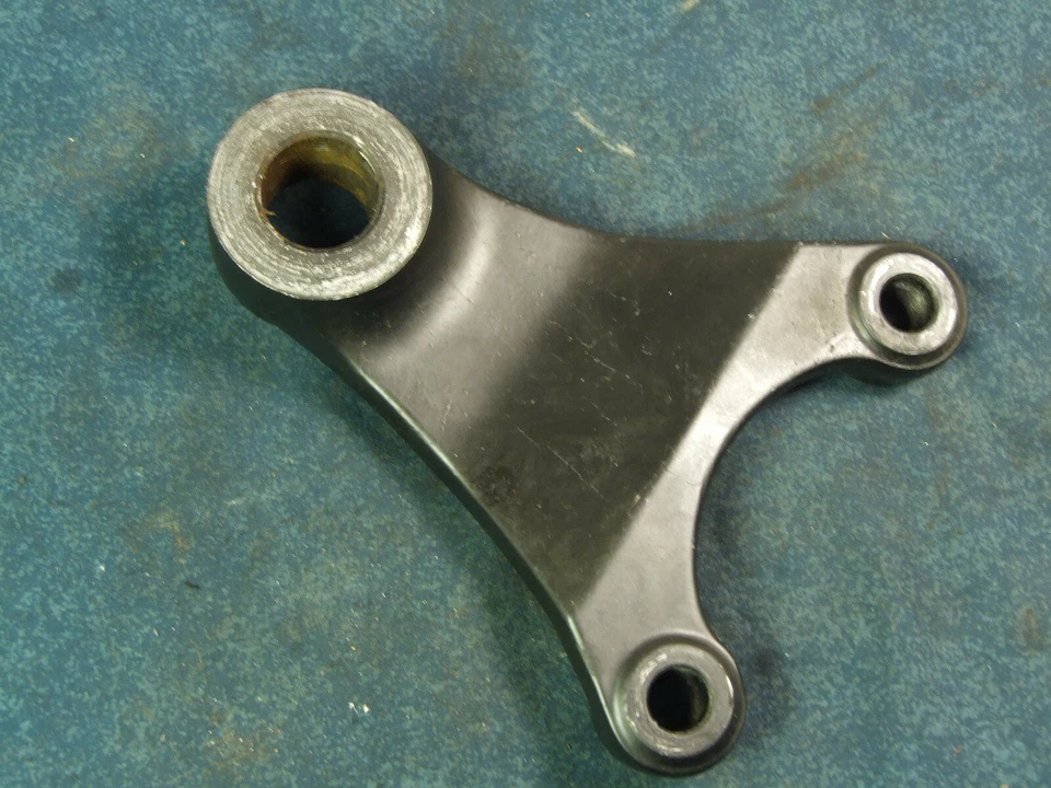 Rear Brake Caliper Bracket 1982 Suzuki GS750E GS750 - Изображение 1 из 1