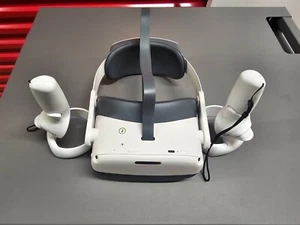 Pico Neo3 Link A7H10 White All-in-One VR Head Set - Picture 1 of 13