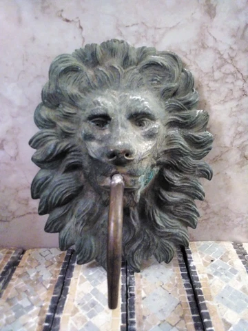 Antique Lion Head Fountain Spout Cast Iron Cover