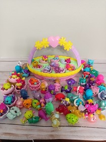 Hatchimals Colleggtibles Lot 67 Pieces Mixed Assorted Mini Figures With Basket