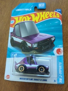 Hot Wheels Car Tooned Nissan Skyline 2000GT-R LBWK Liberty Walk #026 - NEW - Picture 1 of 2