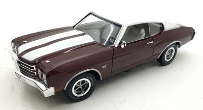 Auto World 1/18 Scale Diecast AMM1011 - 1970 Chevy Chevelle SS Maroon White - Image 1 of 4