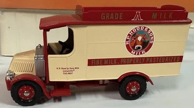 Camión de reparto de leche Corgi Lionelville Mack AC US50602 1:50 diecast #882/2400 Foto 1 de 4