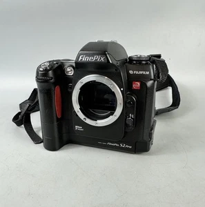 Fujifilm FinePix S2 Pro 6.2MP Digital SLR Camera Body. Black - Tested - Picture 1 of 15