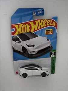 HOT WHEELS 2023 TESLA MODEL Y HW GREEN SPEED NEW WHITE 37/250 - Picture 1 of 1