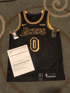 kyle kuzma black mamba jersey
