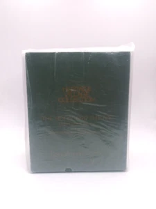 Dept 56 The Holly And The Ivy 1997 Event Piece Set of 2 Sealed NIB #56100 - Picture 1 of 7
