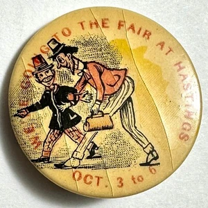 We Get to Go To Hastings Fair c1900s 1,25" pulsante pinback in celluloide - Foto 1 di 3