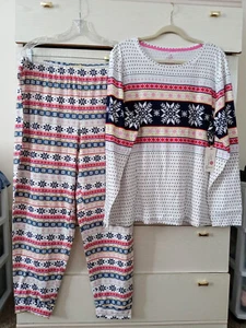 Secret Treasures PLUS Women's Snowflake Print PJ Lounge Jogger Set 2X (18W-20W) - Picture 1 of 6