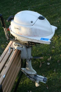 Vintage Johnson Outboard 3HP Seahorse model JW18R - Picture 1 of 9