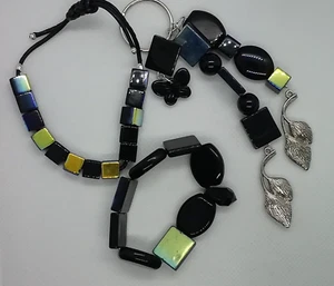 Hand Made Glass Bead Keyring & 2 X Bracelets - Picture 1 of 12