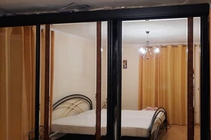 schlafzimmer komplett gebraucht schwarz verspiegelt - Bild 1 von 4