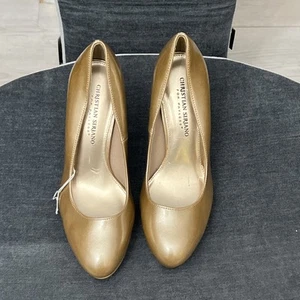 Chic Gold Patent Leather Pumps by Christian Siriano Sz 7 - Picture 1 of 3
