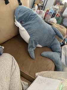 EXTRA LARGE JUMBO 40" KING CUDDLY CUTE BLUE SHARK FISH SOFT TOY PLUSH - Picture 1 of 4