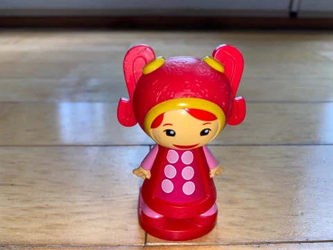 Fisher Price Team Umizoomi Milli's Mighty Matching Treehouse Milli 3" Figure Cover